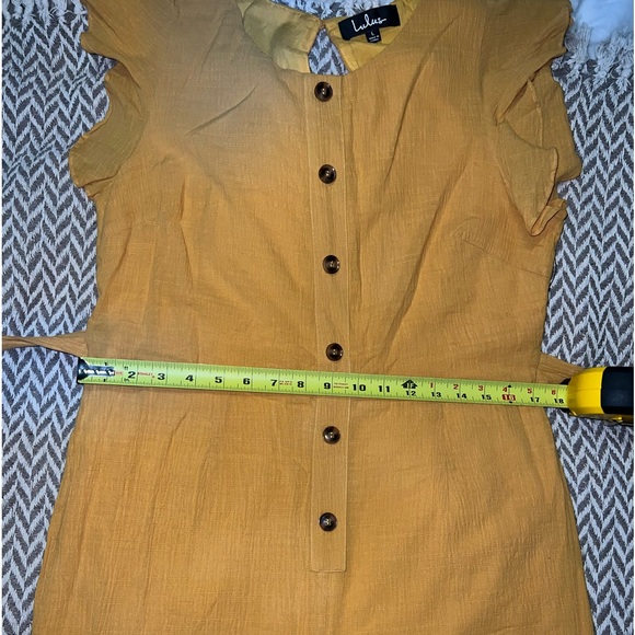 NWT Lulu's Sunny Day Dreamer Yellow Ruffled Button-Front Jumpsuit L - Picture 9 of 12